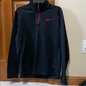 Nike pull over